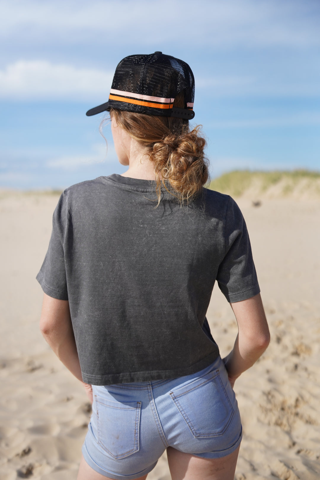 LIVN Faded stone heavy crop tee